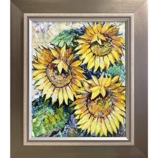 Три Малки Слънчогледи 